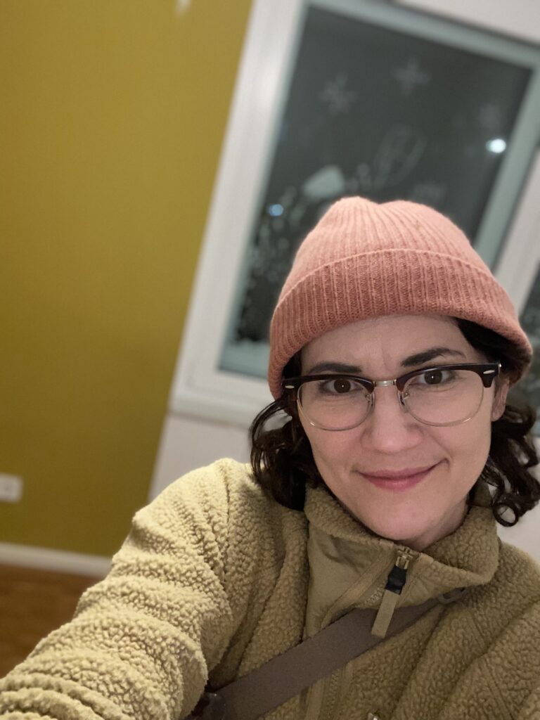 Deborah Hucht Selfie in der alten Wohnung in Hamburg